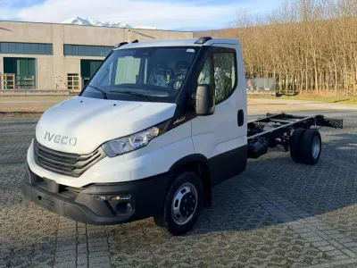 Nuova Iveco Daily 140 CV (102 kW) 2026 Bianco Furgone