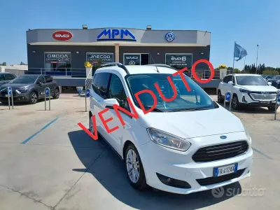Usata Ford Courier Titanium 95 CV (69 kW) 2017 Bianco Monovolume