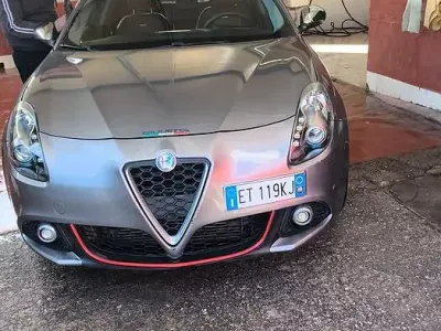 Usata Alfa Romeo Giulietta 150 CV (110 kW) 2014 Grigio Utilitaria