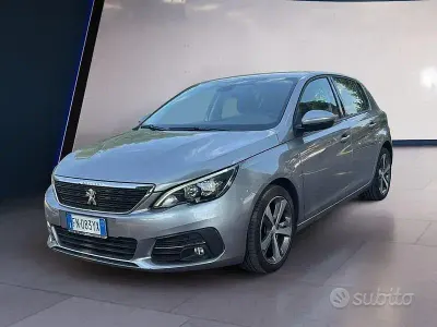 Usata Peugeot 308 Active 120 CV (88 kW) 2018 Grigio Berlina