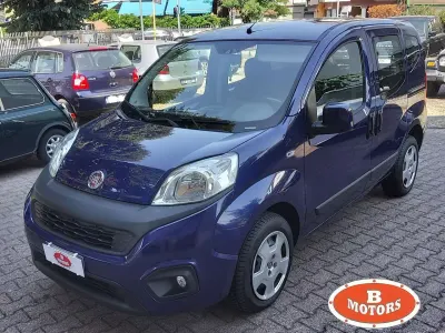 Usata Fiat Qubo Trekking 80 CV (58 kW) 2018 Blu/azzurro Monovolume