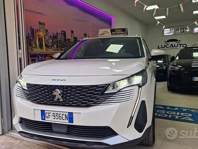 Usata Peugeot 3008 Active 130 CV (95 kW) 2021 Bianco SUV