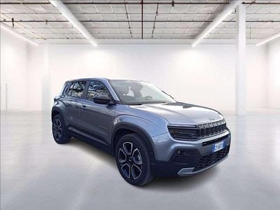 Usata Jeep Avenger Summit 101 CV (74 kW) 2025 Grigio metallizzato SUV
