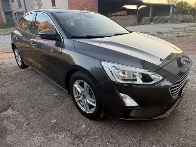 Usata Ford Focus 101 CV (74 kW) 2018 Grigio Berlina