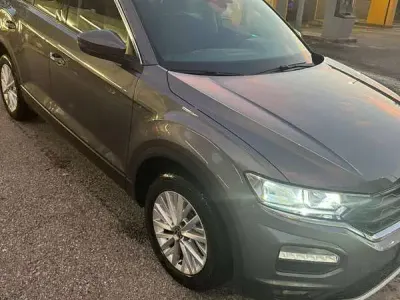 Usata VW T-Roc Style 150 CV (110 kW) 2021 Grigio SUV