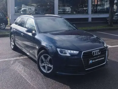 Usata Audi A4 Business 150 CV (110 kW) 2018 Blu Station wagon