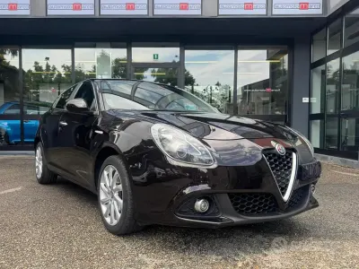 Second-hand Alfa Romeo Giulietta Business 120 CP (88 kW) 2016 Negru Hatchback