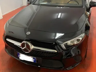 Occasion Mercedes A180 2018 Noir Berline