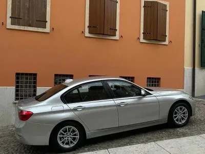 Usata BMW 116 Comfort Edition 116 CV (85 kW) 2016 Grigio Utilitaria