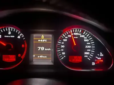 Usado Audi A6 230 CV (169 kW) 2008 Negro Berlina