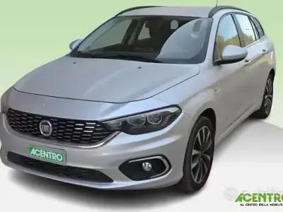 Usata Fiat Tipo Lounge 120 CV (88 kW) 2020 Gray Station wagon