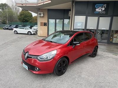 Usata Renault Clio IV 75 CV (55 kW) 2014 Rosso Berlina