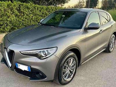 Usata Alfa Romeo Stelvio Super 190 CV (139 kW) 2019 Grigio SUV