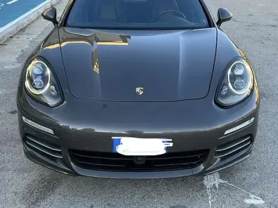 Usata Porsche Panamera