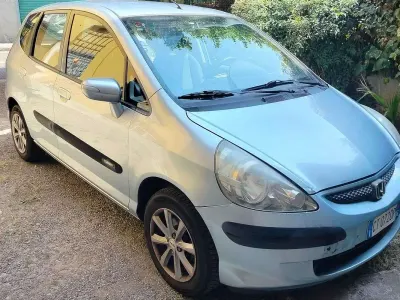 Usata Honda Jazz 83 CV (61 kW) 2005 Grigio Utilitaria
