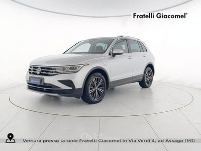 Usata VW Tiguan Elegance 245 CV (180 kW) 2022 Reflex silver metallizzato SUV