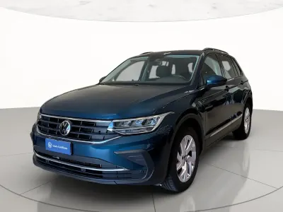 Usata VW Tiguan Life 150 CV (110 kW) 2022 Nightshade blue metallizzato SUV