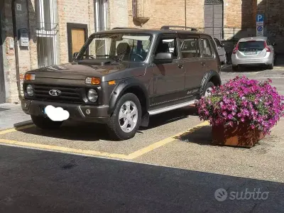 Usata Lada niva 81 CV (59 kW) 2019 SUV