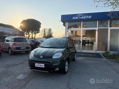Begagnad Fiat Panda Trekking 85 HK (62 kW) 2015 Grön Halvkombi