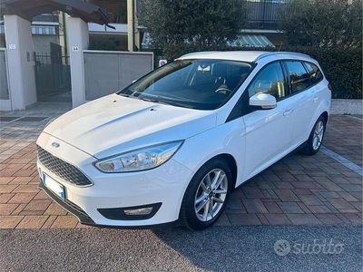Usata Ford Focus Business Edition 120 CV (88 kW) 2018 Bianco Station wagon