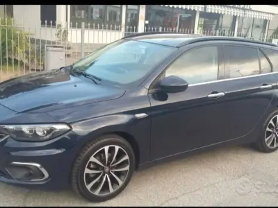 Gebraucht Fiat Tipo Lounge 120 PS (88 kW) 2016 Blau Kombi