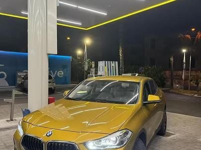 Begagnad BMW X2 Advantage 140 HK (102 kW) 2018 Gul SUV