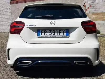 Usata Mercedes A180 Premium 109 CV (80 kW) 2018 Bianco Berlina