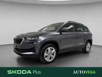 Usata Skoda Karoq Executive 150 CV (110 kW) 2025 Grigio pastello SUV