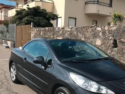 Nero Usata 2009 Peugeot 207 CC Cabrio | 2650 € (Buon prezzo)