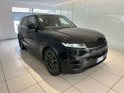 Usata Land Rover Range Rover Sport SE 249 CV (183 kW) 2023 Santorini black SUV