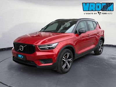 Usata Volvo XC40 Momentum 163 CV (119 kW) 2022 Rosso SUV