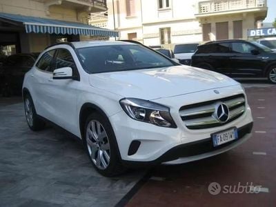 Gebraucht Mercedes GLA200 Executive 136 PS (100 kW) 2015 Weiß SUV