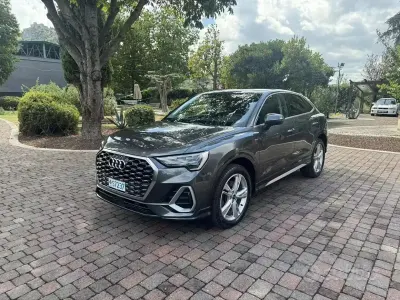 Usata Audi Q3 Sportback S-Line 200 CV (147 kW) 2023 Grigio SUV
