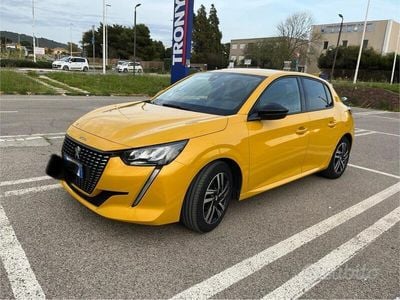 Usata Peugeot 208 75 CV (55 kW) 2023 Giallo Utilitaria