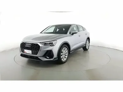 Usata Audi Q3 Sportback Business Plus 150 CV (110 kW) 2023 Argento riflesso SUV