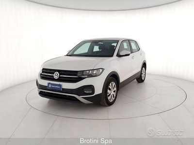 Usata VW T-Cross 95 CV (69 kW) 2019 Bianco pastello SUV