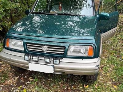 Usata Suzuki Vitara 95 CV (69 kW) 1999 Verde SUV