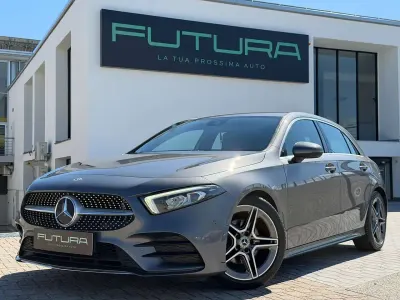 Usata Mercedes A200 AMG line 163 CV (119 kW) 2019 Grigio Berlina