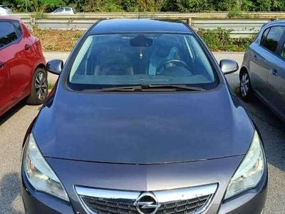 Usata Opel Astra Cosmo 116 CV (85 kW) 2010 Berlina