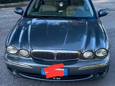 Usata Jaguar X-type Executive 130 CV (95 kW) 2004 Grigio Station wagon