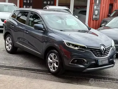 Second-hand Renault Kadjar 159 CP (116 kW) 2019 Albastru SUV