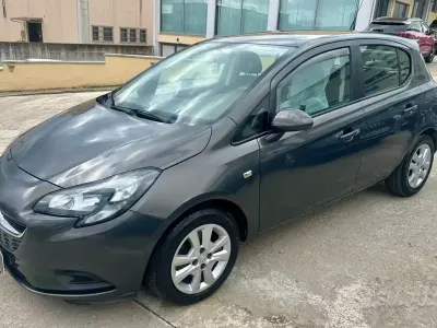 Usata Opel Corsa 90 CV (66 kW) 2015 Grigio Utilitaria