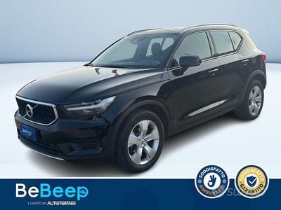 Usata Volvo XC40 Momentum 129 CV (94 kW) 2022 Nero metallizzato SUV
