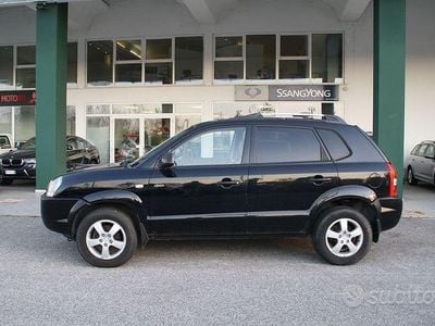 Usata Hyundai Tucson Dynamiq 112 CV (82 kW) 2004 Nero SUV