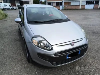 Usata Fiat Punto Evo 75 CV (55 kW) 2011 Grigio Utilitaria