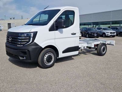 Nissan Interstar