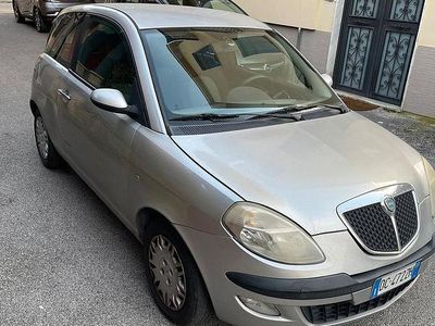 Usata Lancia Ypsilon 60 CV (44 kW) 2006 Utilitaria