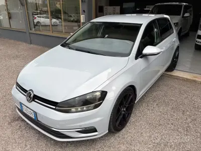Second-hand VW Golf VII Highline 116 CP (85 kW) 2017 Gri Berlinǎ