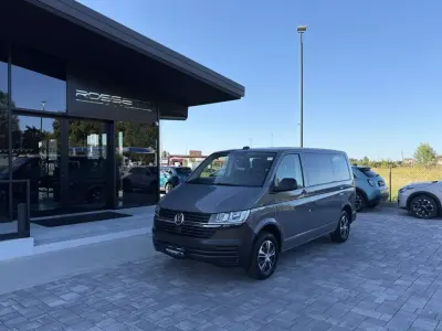 Usata VW T6.1 110 CV (80 kW) 2023 Grigio Furgone