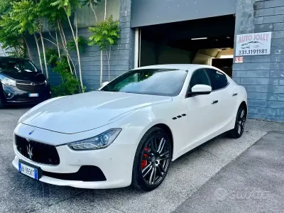 Usata Maserati Ghibli 275 CV (202 kW) 2017 Bianco Berlina